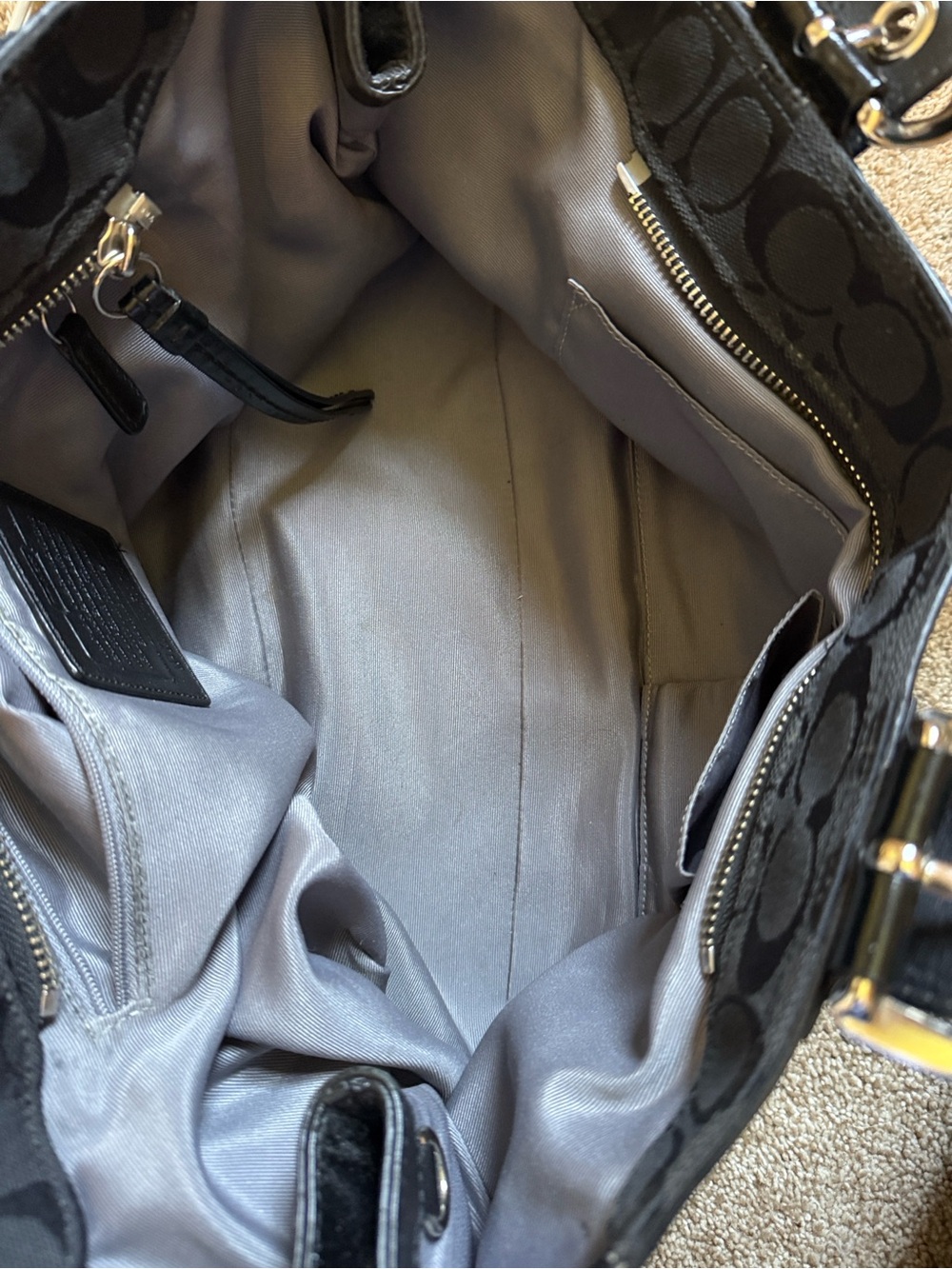 Coach pleated Soho in Black Signature - Picture 11 of 16